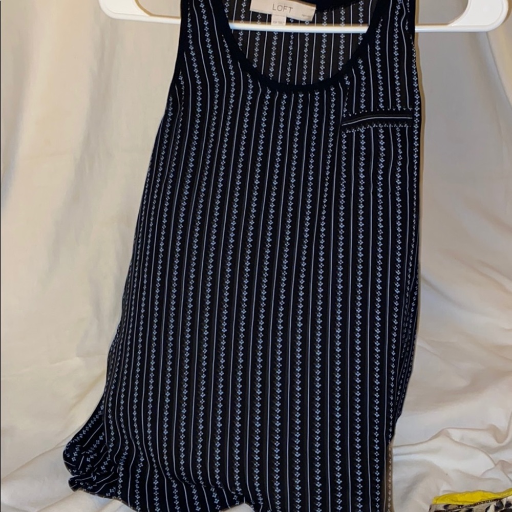 Lift petite’s sz XSP BLACK print tank top LIKE NEW